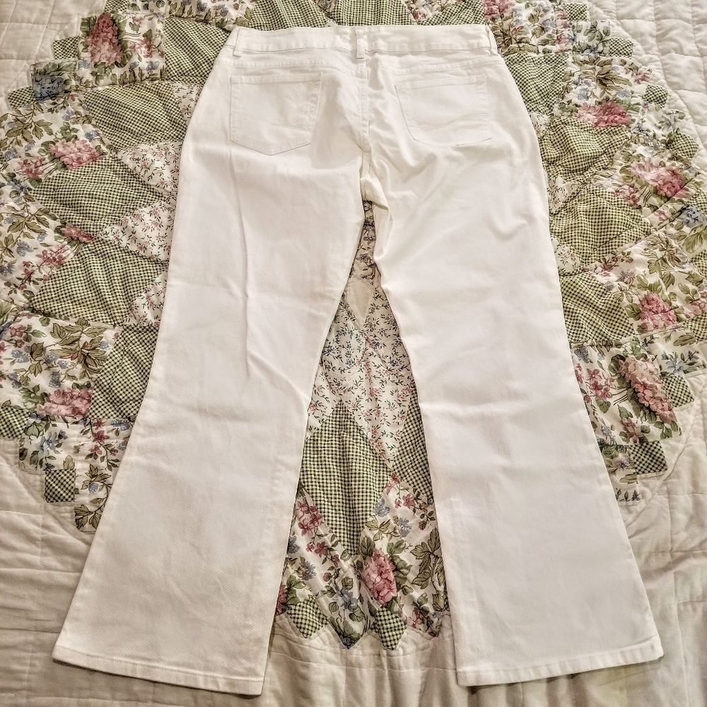 NWT Lee Riders Slender Stretch White Bootcut 16P - Picture 2 of 7